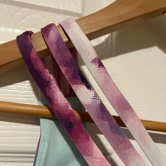 Lulu Lemon Colourful Sports Bra - Picture 9 of 11